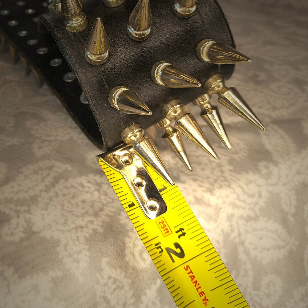 Handmade leather 2.5" with 3 row 1" spike Metal Devastation custom guitar strap - Picture 6 of 11
